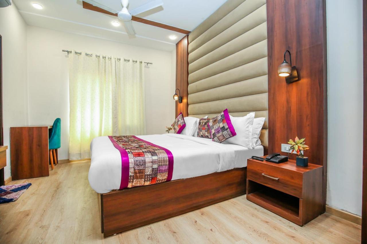 Hotel Karan Residency - 5 Min Walk From Golden Temple Амритсар Екстериор снимка