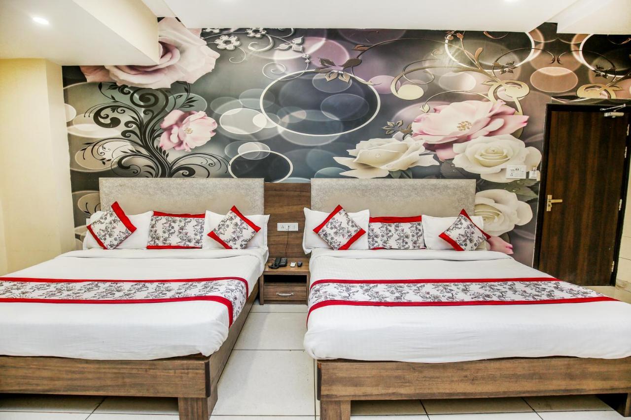 Hotel Karan Residency - 5 Min Walk From Golden Temple Амритсар Екстериор снимка