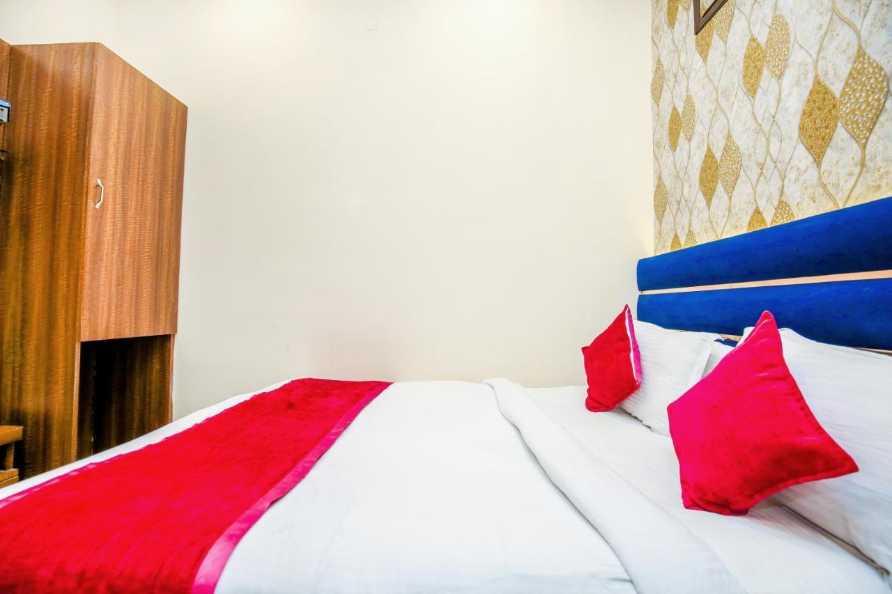 Hotel Karan Residency - 5 Min Walk From Golden Temple Амритсар Екстериор снимка