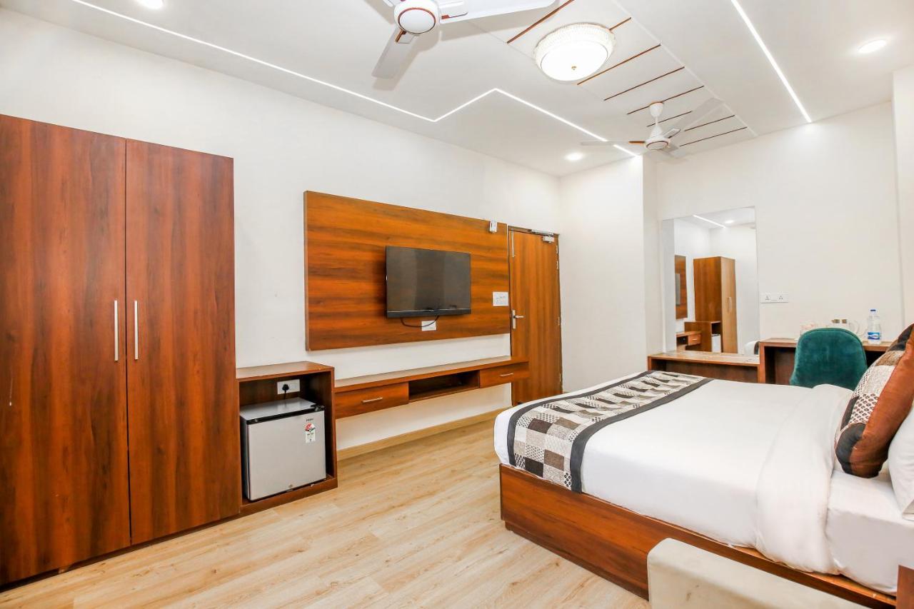 Hotel Karan Residency - 5 Min Walk From Golden Temple Амритсар Екстериор снимка