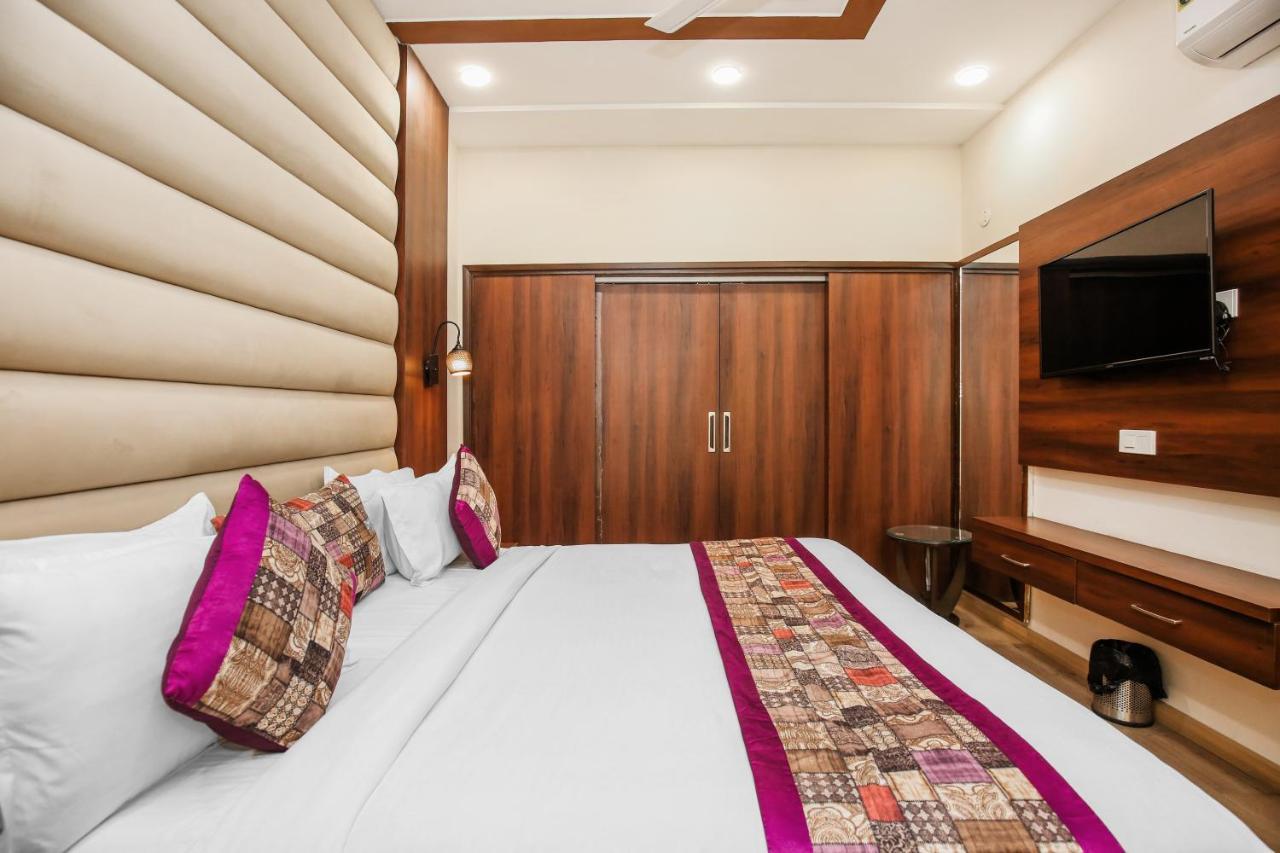 Hotel Karan Residency - 5 Min Walk From Golden Temple Амритсар Екстериор снимка